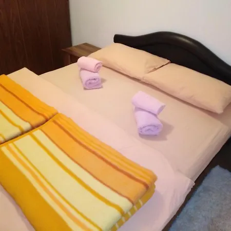 Feel Like Apartment *